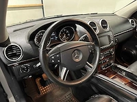 Mercedes-benz - gl-klasse - 450 - youngtimer > 15 - afbeelding 26 van  26