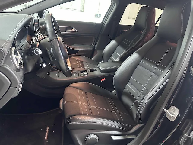 Mercedes-benz - gla-klasse - 180 prestige automaat- k-670-vs - afbeelding 16 van  20