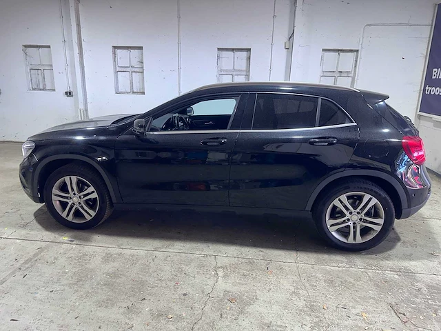 Mercedes-benz - gla-klasse - 180 prestige automaat- k-670-vs - afbeelding 2 van  20