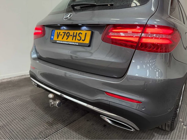 Mercedes-benz - glc 220 d 4matic - personenauto - 2018 - afbeelding 3 van  31