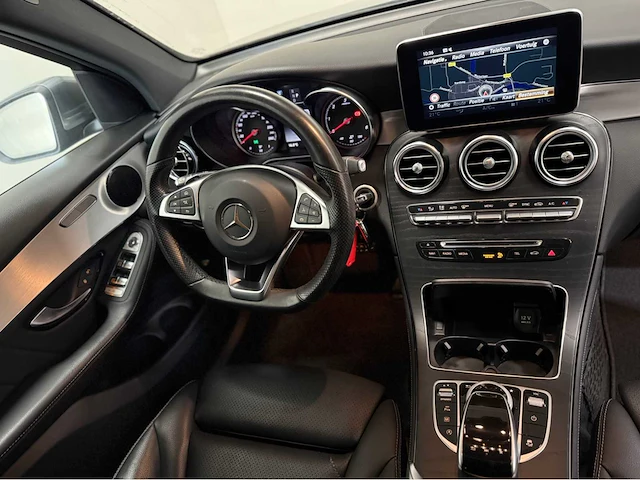 Mercedes-benz - glc 220 d 4matic - personenauto - 2018 - afbeelding 5 van  31