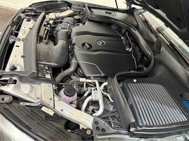 Mercedes-benz - glc 220 d 4matic - personenauto - 2018 - afbeelding 16 van  31