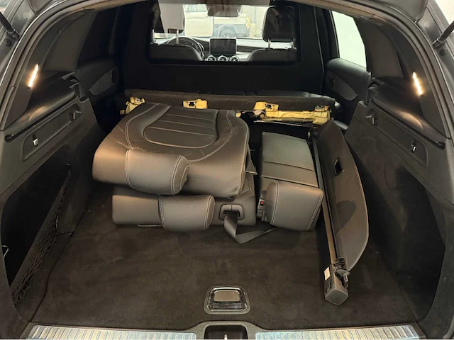 Mercedes-benz - glc 220 d 4matic - personenauto - 2018 - afbeelding 19 van  31