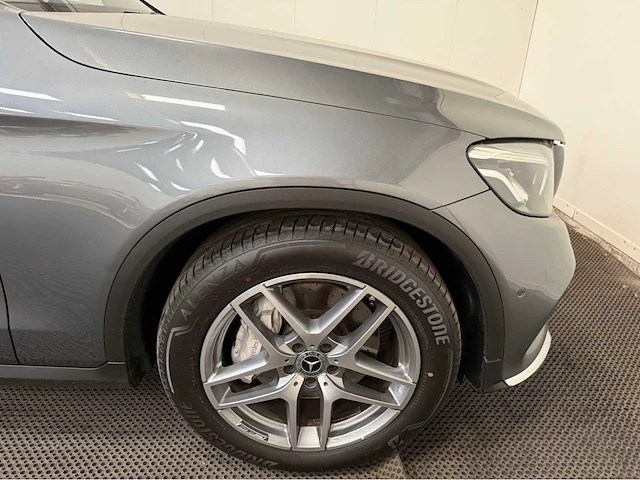 Mercedes-benz - glc 220 d 4matic - personenauto - 2018 - afbeelding 22 van  31