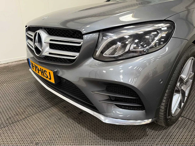 Mercedes-benz - glc 220 d 4matic - personenauto - 2018 - afbeelding 30 van  31