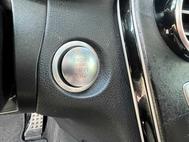 Mercedes-benz - glc-klasse - 220 d 4matic sp. ed. - 2019 - xt-391-d - afbeelding 16 van  32