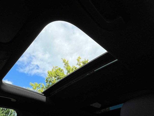 Mercedes-benz - glc-klasse - 220 d 4matic sp. ed. - 2019 - xt-391-d - afbeelding 19 van  32