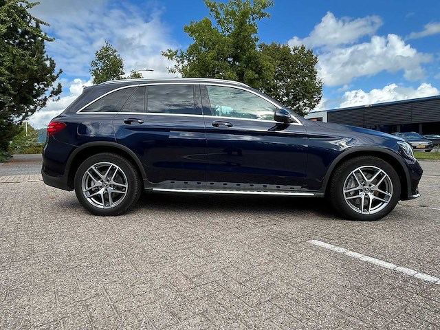 Mercedes-benz - glc-klasse - 220 d 4matic sp. ed. - 2019 - xt-391-d - afbeelding 27 van  32