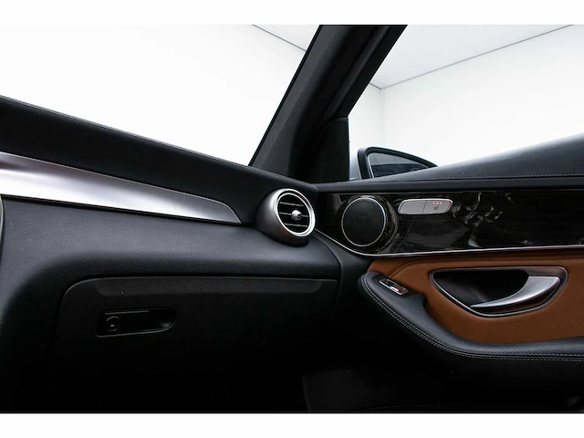 Mercedes-benz - glc-klasse - 250 4matic prestige - s-287-np - 2017 - afbeelding 19 van  30