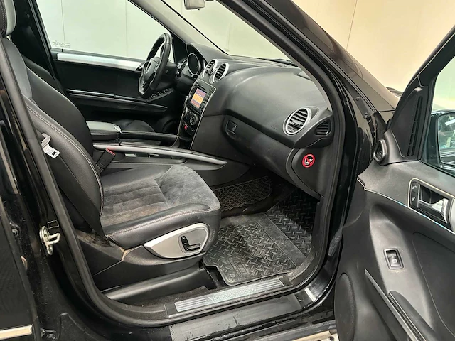 Mercedes-benz - m-klasse - 350 - car - 2006 - afbeelding 14 van  36