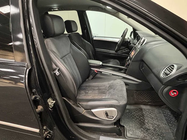 Mercedes-benz - m-klasse - 350 - car - 2006 - afbeelding 15 van  36