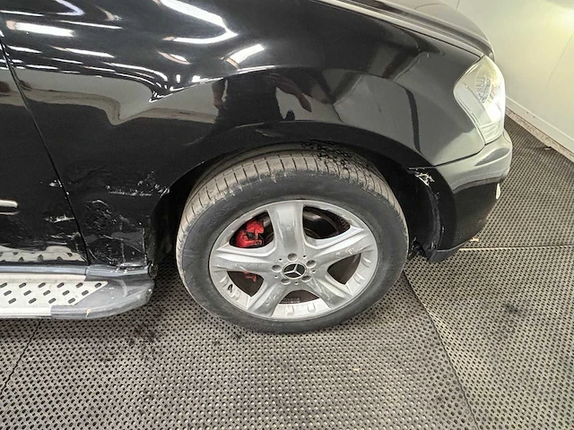 Mercedes-benz - m-klasse - 350 - car - 2006 - afbeelding 25 van  36