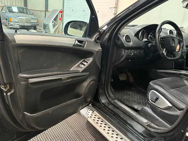 Mercedes-benz - m-klasse - 350 - car - 2006 - afbeelding 35 van  36