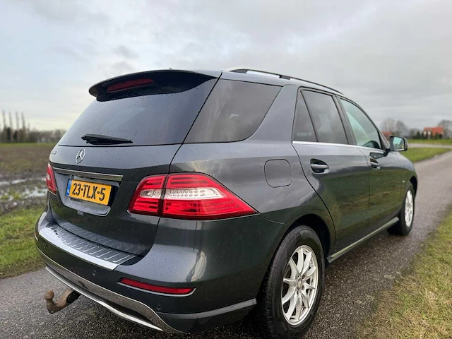 Mercedes-benz - m-klasse - 350 bluetec - 23-tlx-5 - 2012 - afbeelding 12 van  15