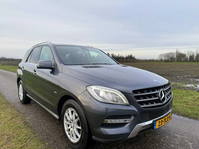 Mercedes-benz - m-klasse - 350 bluetec - 23-tlx-5 - 2012 - afbeelding 14 van  15