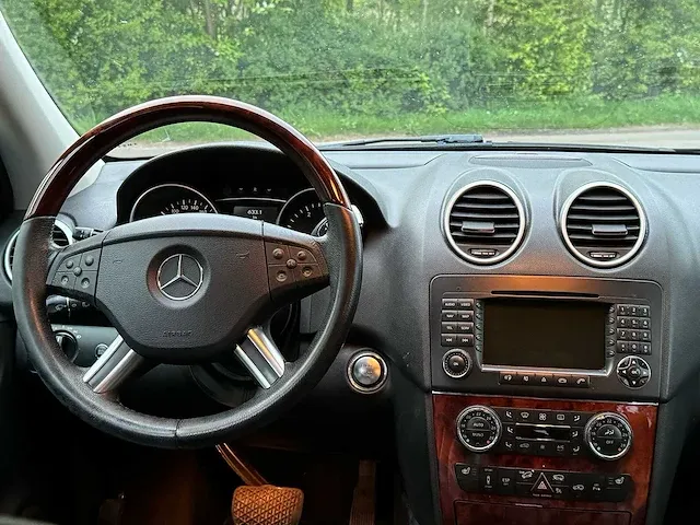 Mercedes-benz - m-klasse - 420 cdi - 70-tp-ns - 2007 - amg pakket - luchtvering - afbeelding 5 van  20