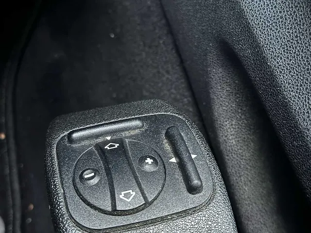 Mercedes-benz - m-klasse - 420 cdi - 70-tp-ns - 2007 - amg pakket - luchtvering - afbeelding 9 van  20