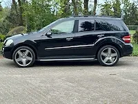 Mercedes-benz - m-klasse - 420 cdi - 70-tp-ns - 2007 - amg pakket - luchtvering - afbeelding 12 van  20