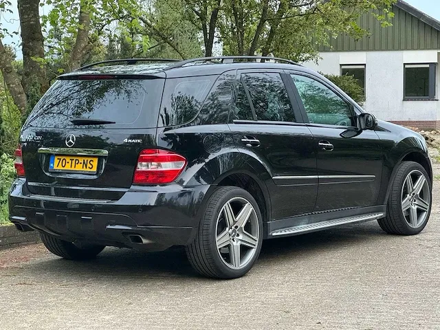 Mercedes-benz - m-klasse - 420 cdi - 70-tp-ns - 2007 - amg pakket - luchtvering - afbeelding 15 van  20