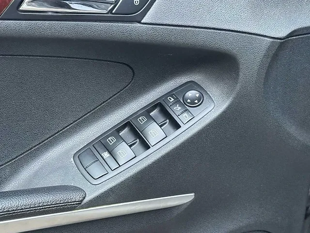 Mercedes-benz - m-klasse - 420 cdi - 70-tp-ns - 2007 - amg pakket - luchtvering - afbeelding 19 van  20