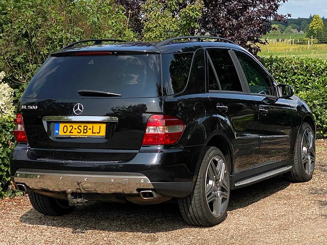 Mercedes-benz - m-klasse - 500 - 02-sb-lj - 2005 - afbeelding 9 van  13