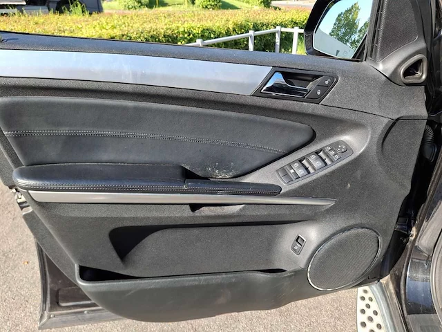 Mercedes-benz - m-klasse - amg 63 - 2008 - 510pk - afbeelding 8 van  46