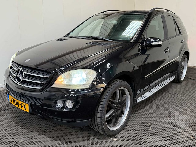 Mercedes-benz - m-klasse - ml 350 - personenauto - 2005 - afbeelding 1 van  31