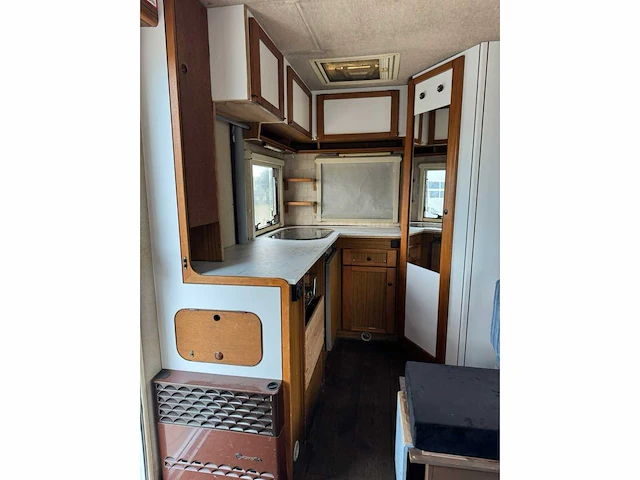 Mercedes-benz - mb 100 l - camper - afbeelding 10 van  31