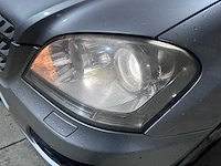 Mercedes-benz - ml- 320 cdi - 03-jhx-5 - afbeelding 10 van  21