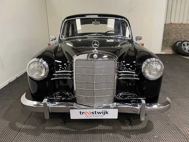 Mercedes benz - ponton - 190 - benzine - oldtimer - 1958 - afbeelding 3 van  30