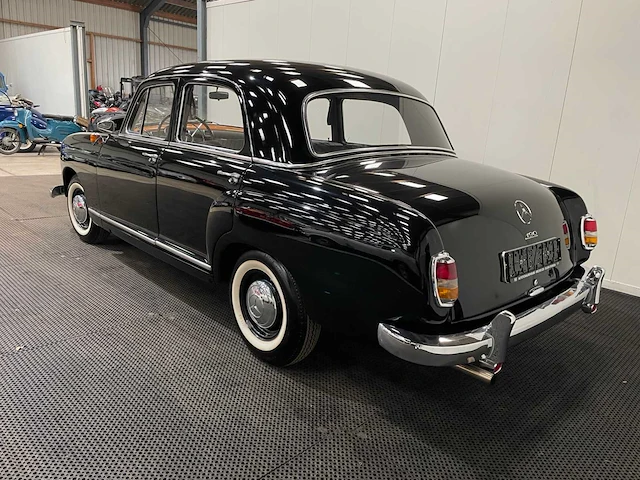 Mercedes benz - ponton - 190 - benzine - oldtimer - 1958 - afbeelding 27 van  30