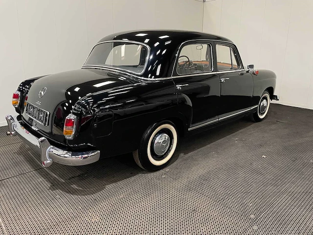 Mercedes benz - ponton - 190 - benzine - oldtimer - 1958 - afbeelding 28 van  30