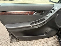 Mercedes-benz - r-klasse - personenauto - 2007 - afbeelding 33 van  42