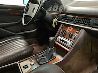 Mercedes-benz - s-klasse - 280 - 6 cilinder - oldtimer - 1984 - afbeelding 8 van  31