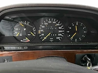 Mercedes-benz - s-klasse - 280 - 6 cilinder - oldtimer - 1984 - afbeelding 11 van  31