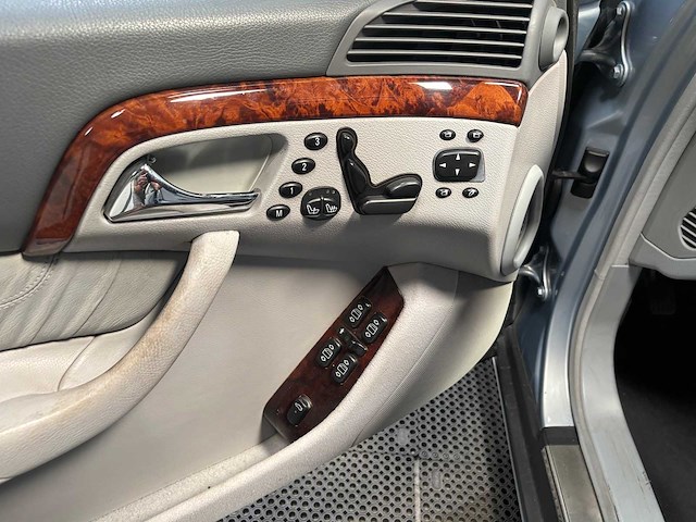 Mercedes-benz - s-klasse - 430 - car - 2002 - afbeelding 4 van  31