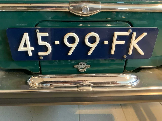 Mercedes-benz - s-klasse 280 s (1968) - afbeelding 10 van  19
