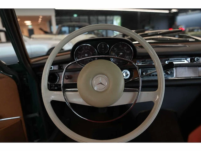 Mercedes-benz - s-klasse 280 s (1968) - afbeelding 16 van  19