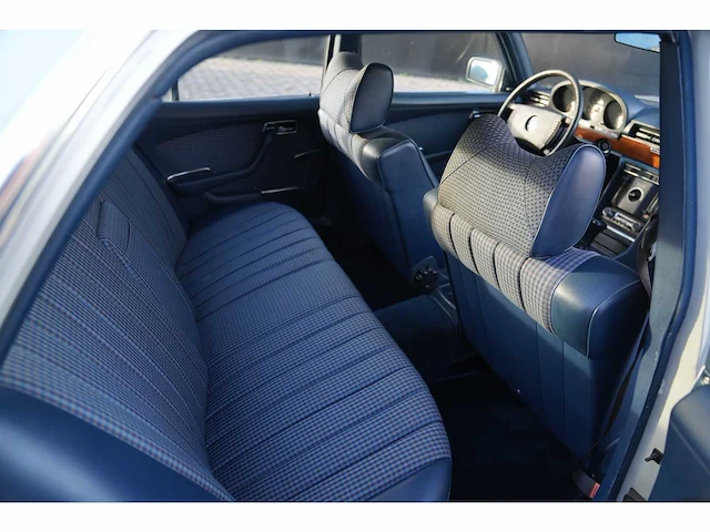 Mercedes-benz - s-klasse 280 s (1980) - afbeelding 7 van  29