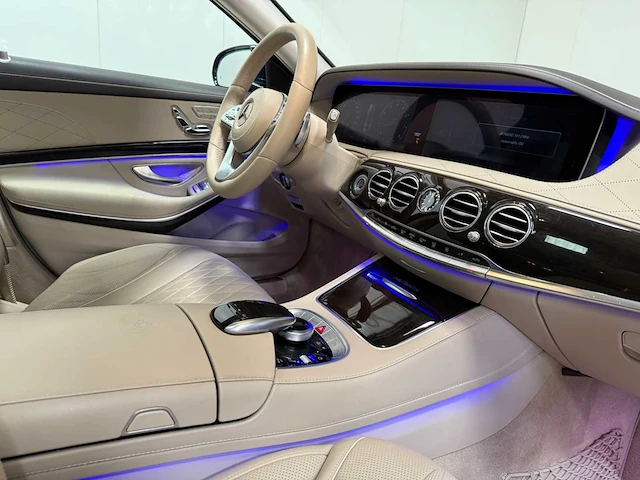 Mercedes benz - s560 maybach - personenauto - 2018 - afbeelding 11 van  55
