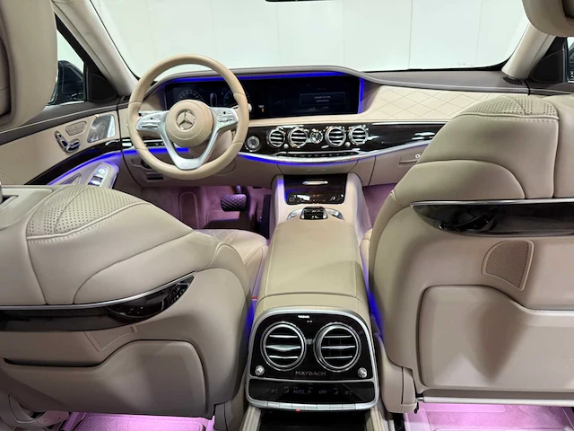 Mercedes benz - s560 maybach - personenauto - 2018 - afbeelding 13 van  55