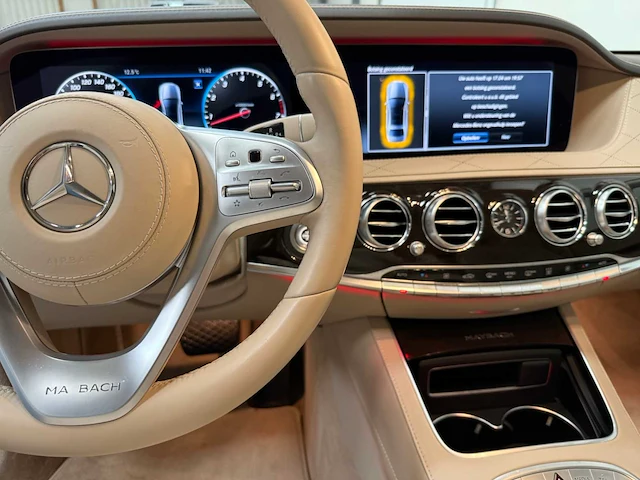 Mercedes benz - s560 maybach - personenauto - 2018 - afbeelding 21 van  55