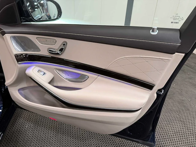 Mercedes benz - s560 maybach - personenauto - 2018 - afbeelding 31 van  55
