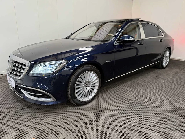 Mercedes benz - s560 maybach - personenauto - 2018 - afbeelding 34 van  55
