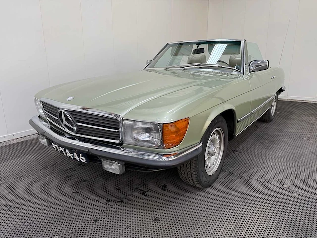 Mercedes-benz - sl-klasse - 280 sl roadster - oldtimer - 1977 - afbeelding 1 van  47