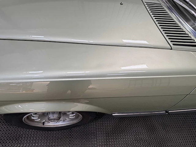 Mercedes-benz - sl-klasse - 280 sl roadster - oldtimer - 1977 - afbeelding 41 van  47