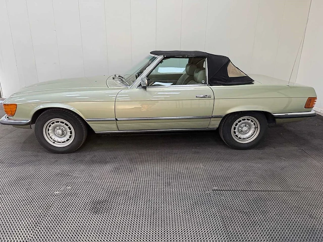 Mercedes-benz - sl-klasse - 280 sl roadster - oldtimer - 1977 - afbeelding 44 van  47