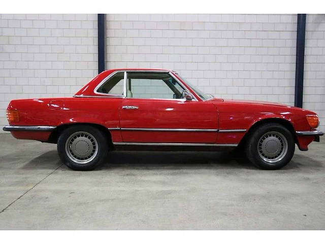 Mercedes-benz - sl-klasse - 350 sl cabrio - classic cars >15 - afbeelding 14 van  36
