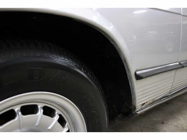 Mercedes-benz - sl-klasse - 350 slc coupé - 29-pt-bf - afbeelding 40 van  46
