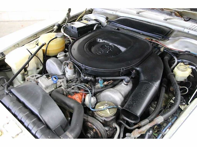 Mercedes-benz - sl-klasse - 350 slc coupé - classic cars >15 - afbeelding 30 van  40